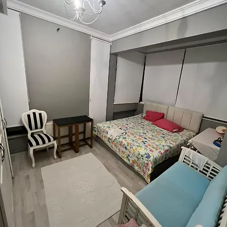 2+1 Etiler'De, Cadde Uezeri Merkezi Yeni Istanbul